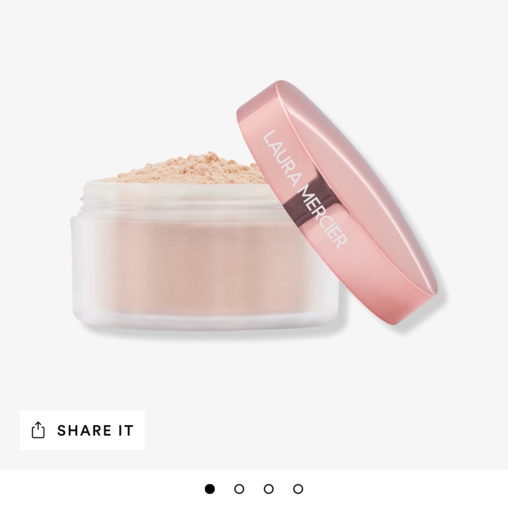 Laura Mercier Translucent Loose Setting Powder - Picture 3 of 5